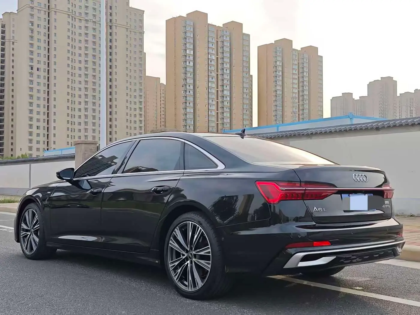 Audi A6L 2024 — Фото 17/17