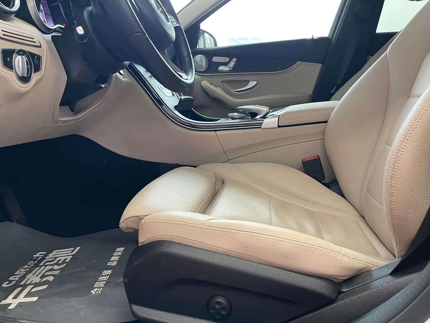 Mercedes-Benz C-Class 2018 — Фото 13/20
