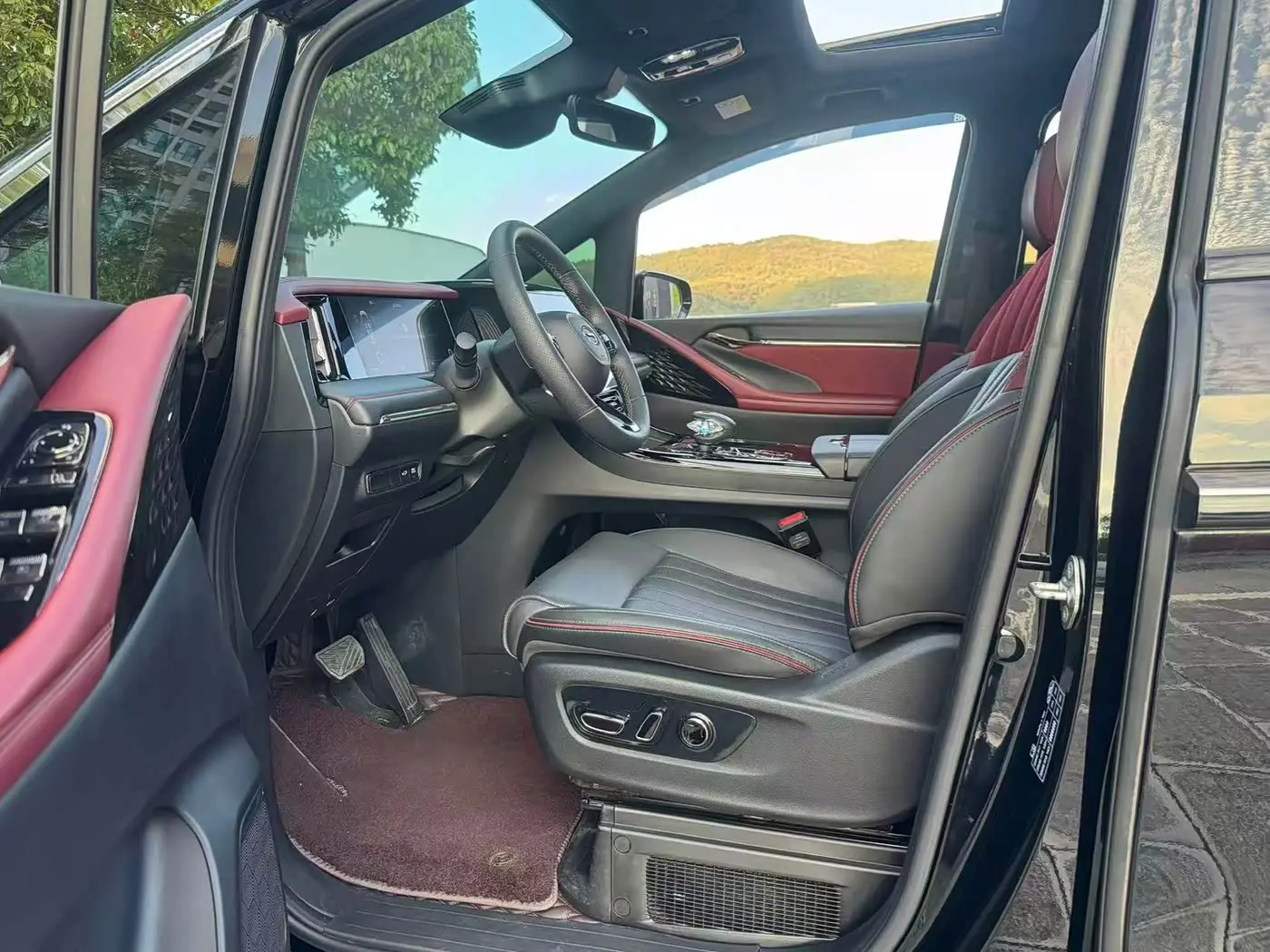 GAC Trumpchi Trumpchi M8 2024 — Фото 4/9