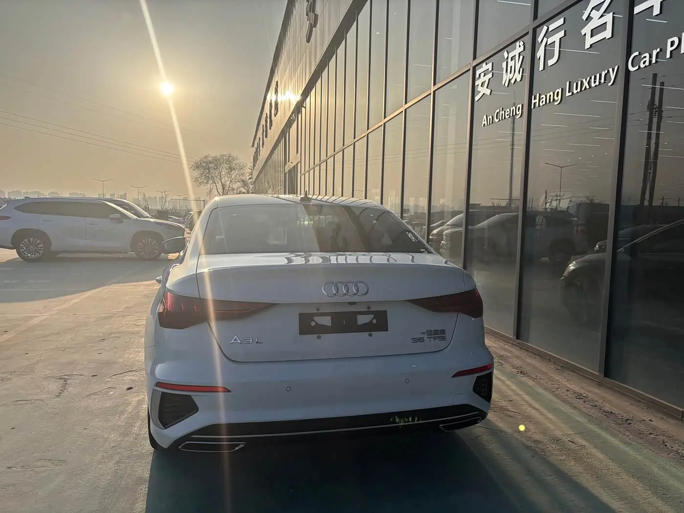 Audi A3 2023 — Photo 9/17