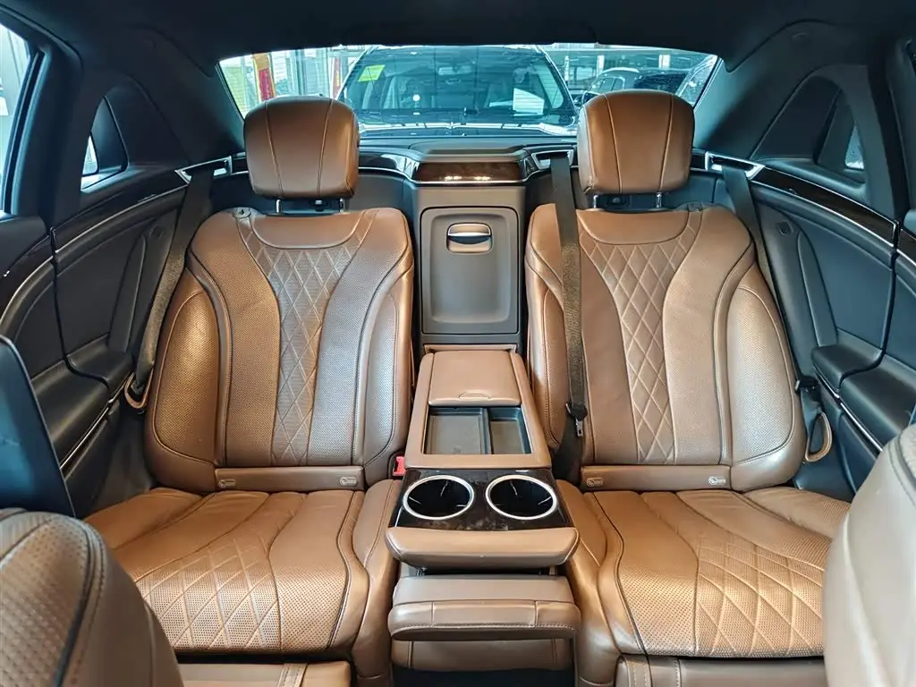 Mercedes-Benz Maybach S-Class 2018 — Photo 14/14