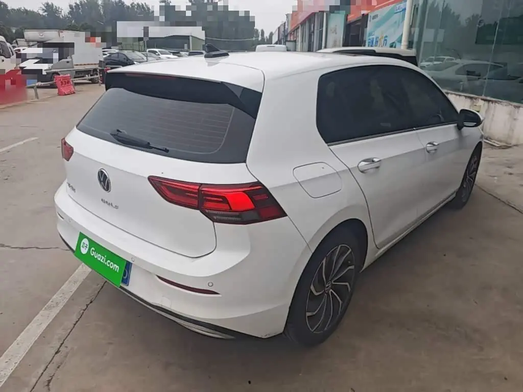 Volkswagen Golf 2022 — Photo 7/20
