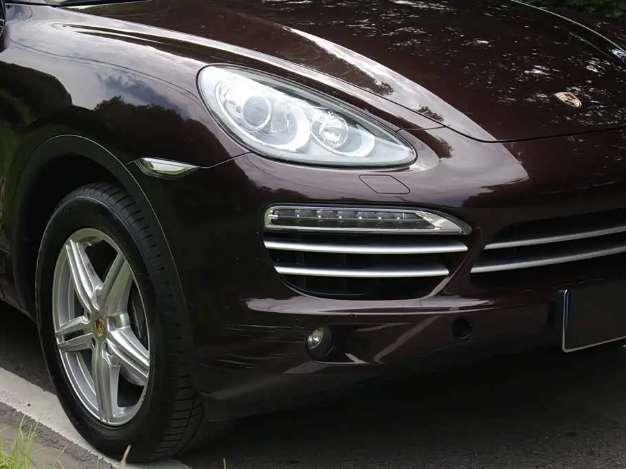Porsche Cayenne 2014 — Фото 16/17
