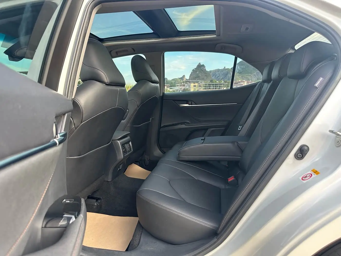 Toyota Camry 2019 — Şəkil 5/9