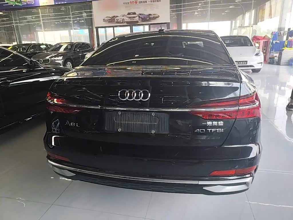 Audi A6L 2023 — Photo 4/20