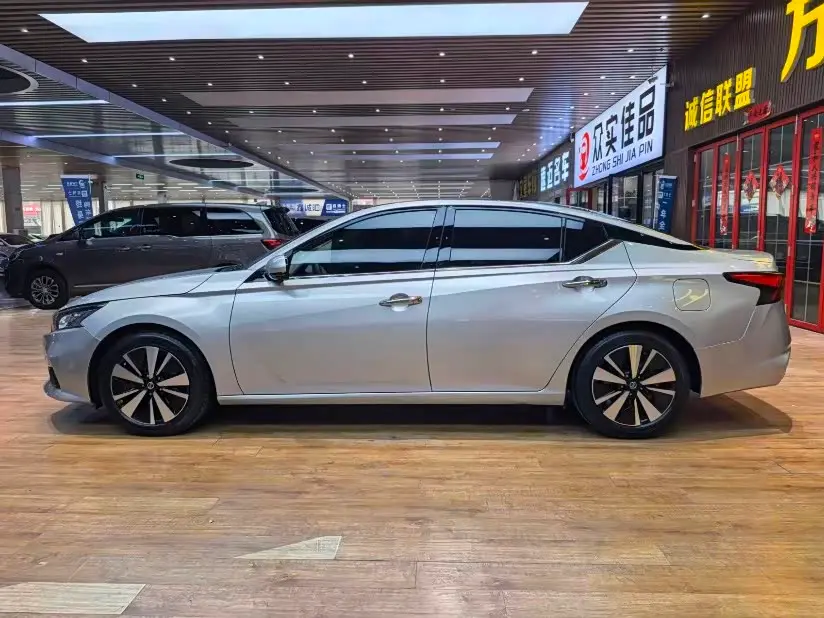 Nissan Teana 2022 — Фото 18/20