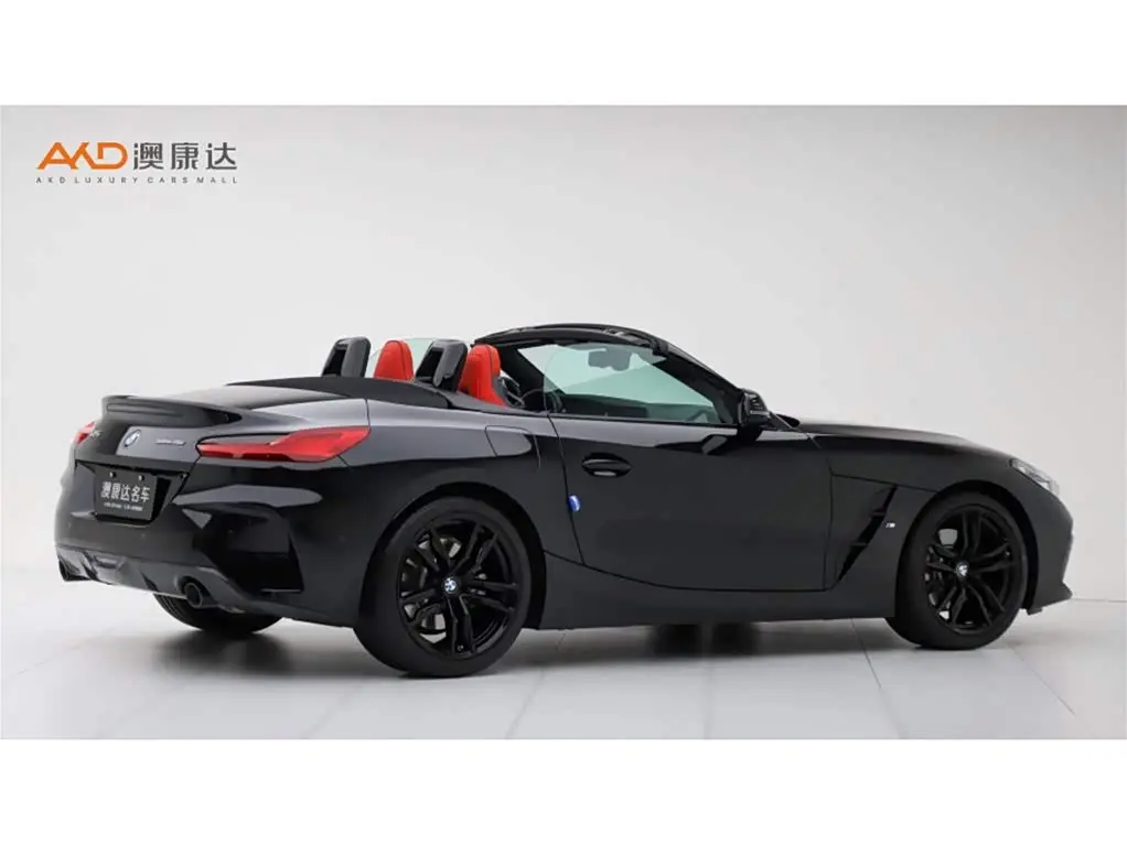BMW Z4 2023 — Фото 3/10