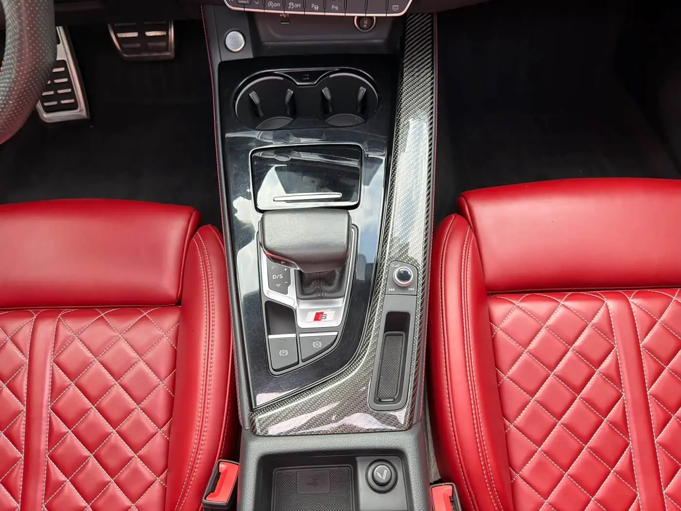 Audi A5 2022 — ფოტო 8/15