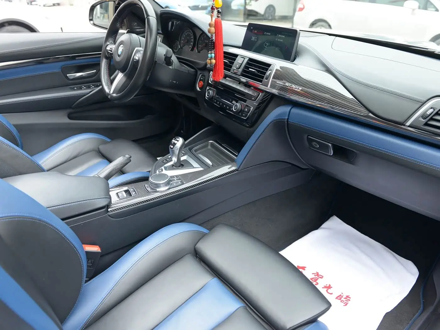 BMW M4 2020 — Photo 5/15