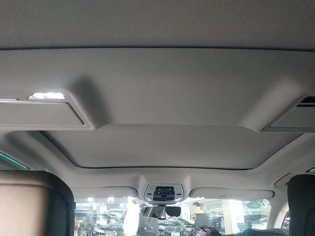 Audi A8 2019 — Şəkil 14/20