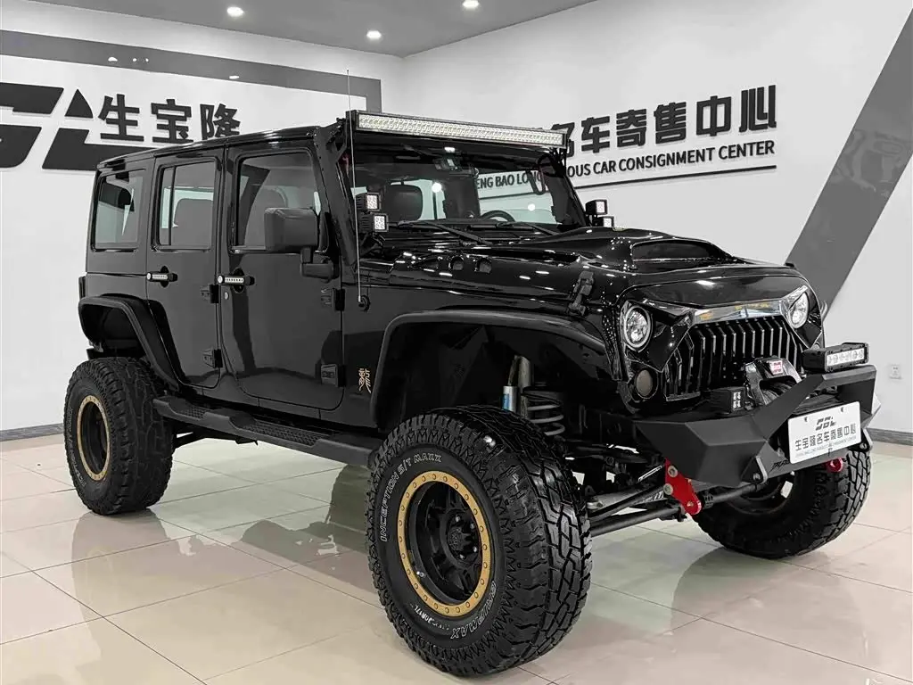 Jeep Wrangler 2014 — Фото 3/18