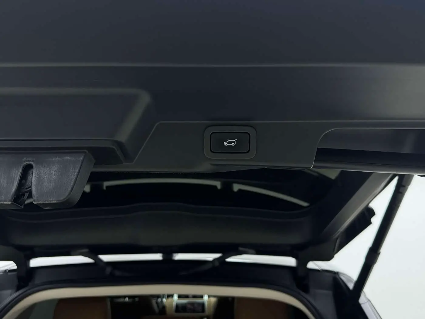 Land Rover Range Rover Sport 2019 — Photo 4/13