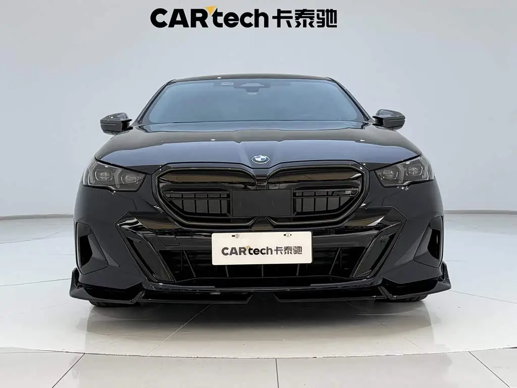 BMW 5 Series 2024 — Photo 3/20