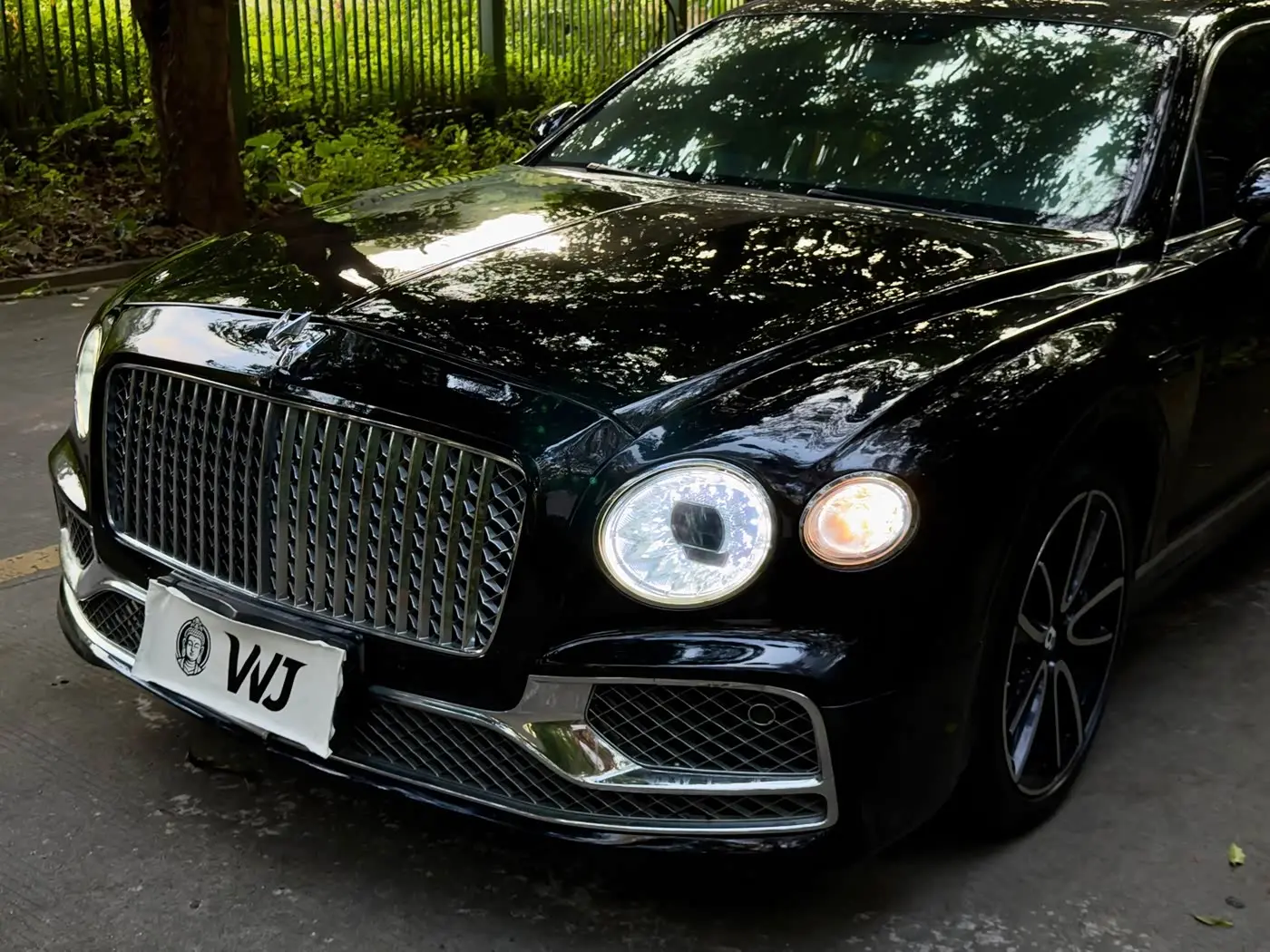 Bentley Flying Spur 2007 — Photo 8/18