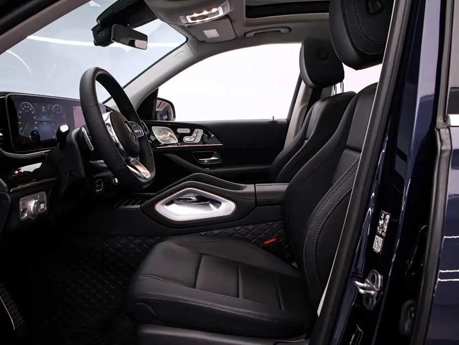 Mercedes-Benz GLS 2023 — Photo 16/20
