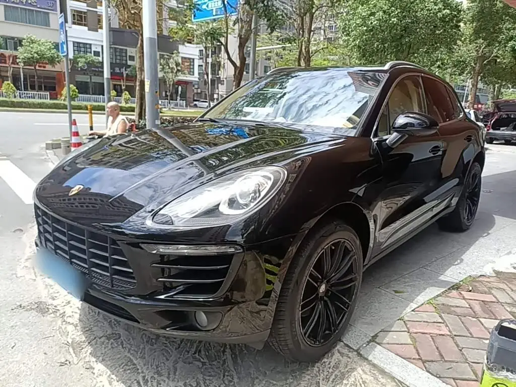 Porsche Macan, 2016