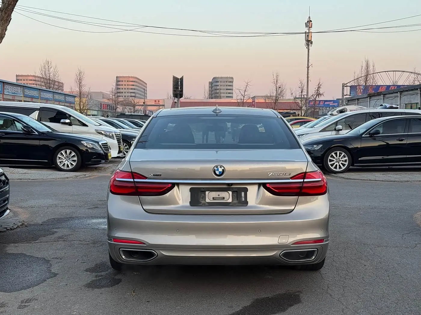 BMW 7 Series 2016 — Photo 3/20