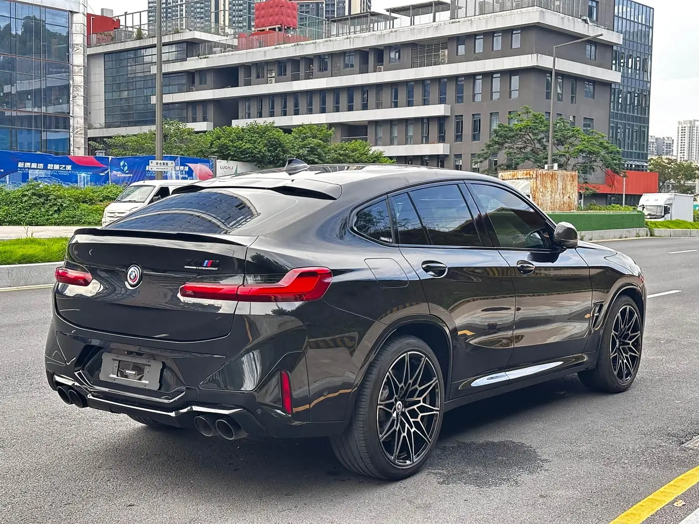 BMW X4 M 2022 — Şəkil 12/20
