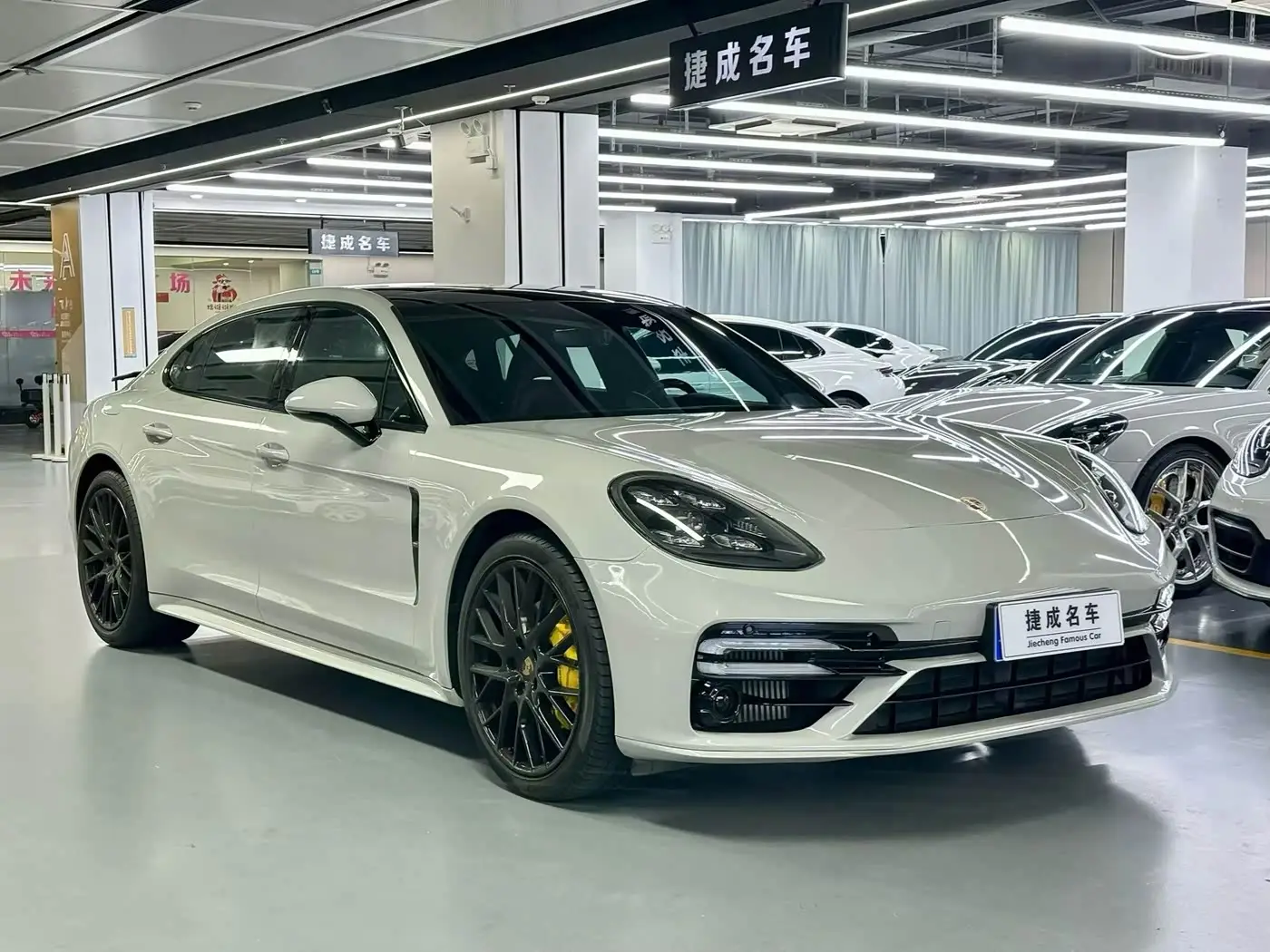 Porsche Panamera, 2020