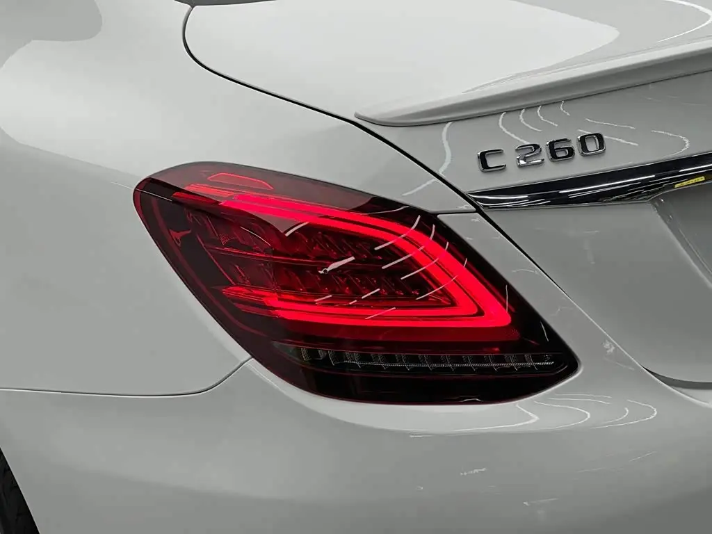 Mercedes-Benz C-Class 2019 — Фото 10/20