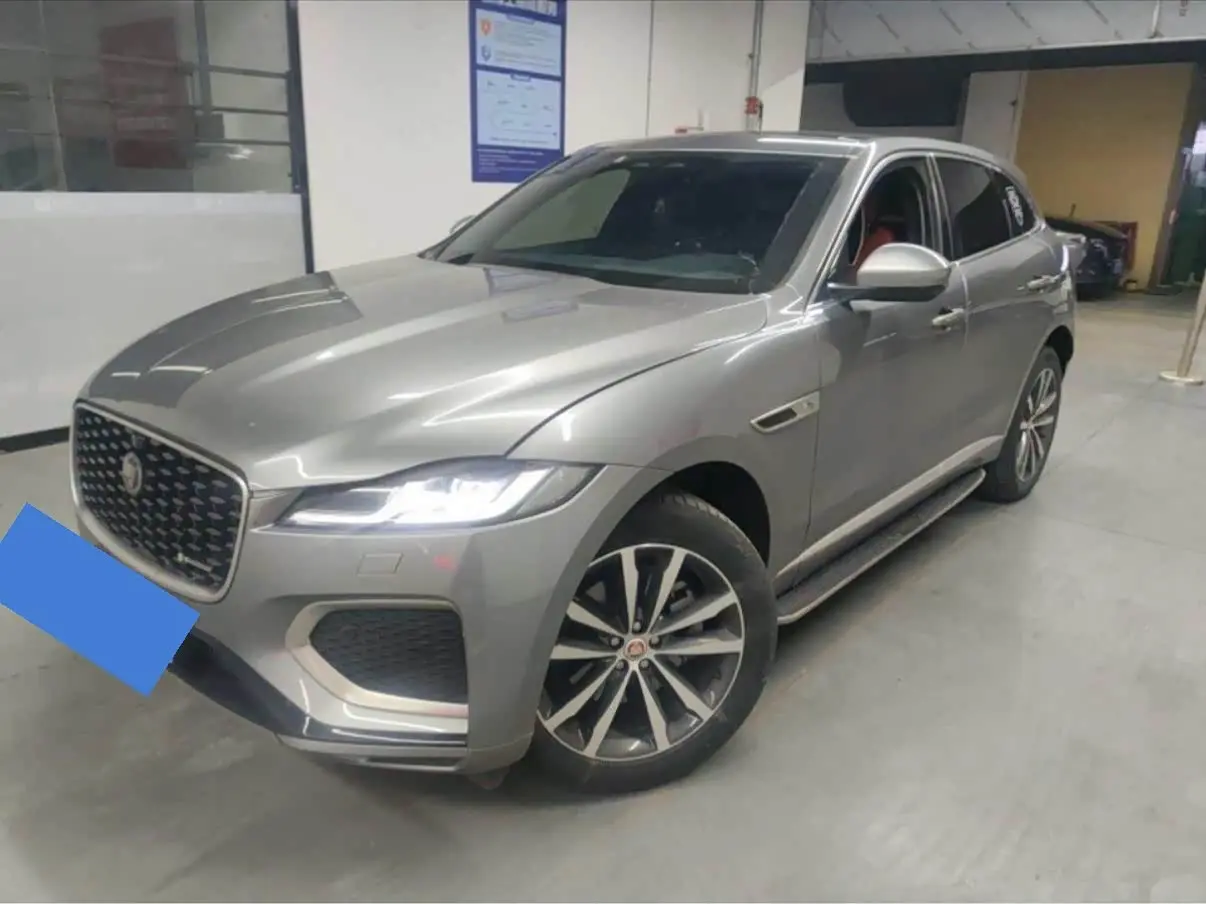 Jaguar F-PACE 2021 — Фото 1/1