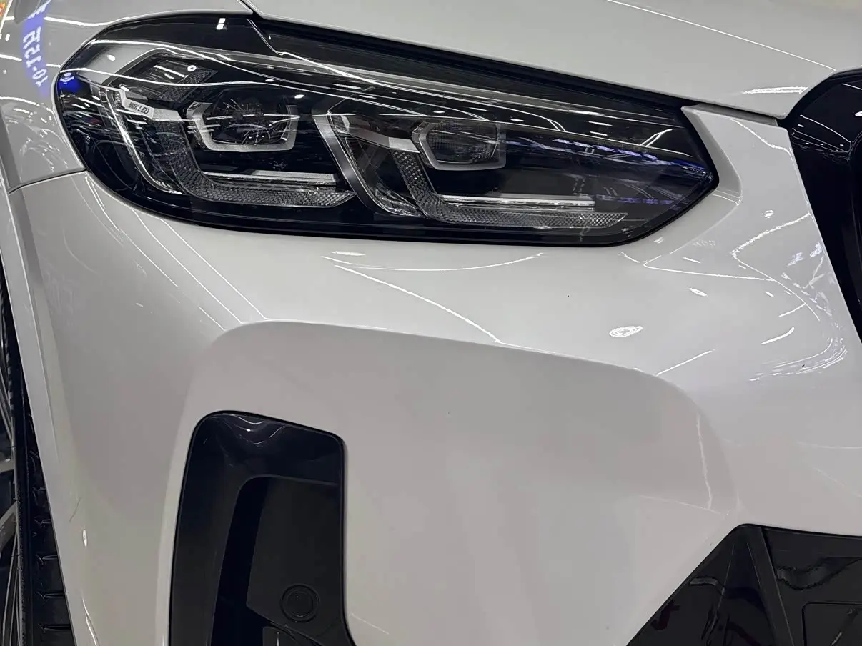 BMW X3 2022 — Photo 11/18