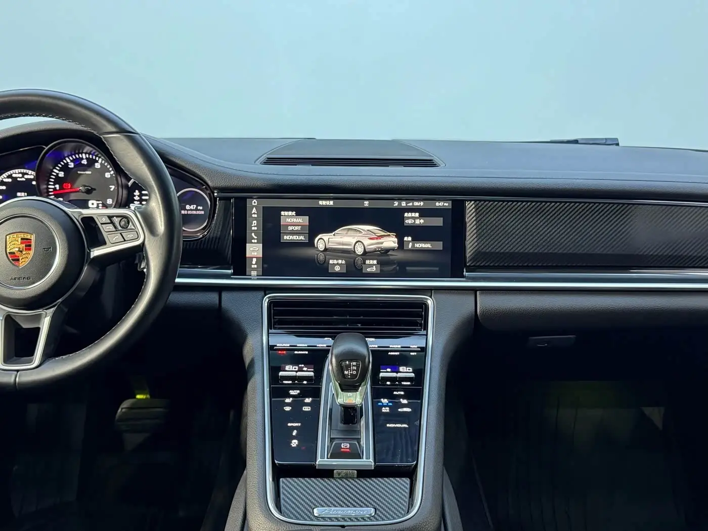 Porsche Panamera 2018 — Фото 16/20