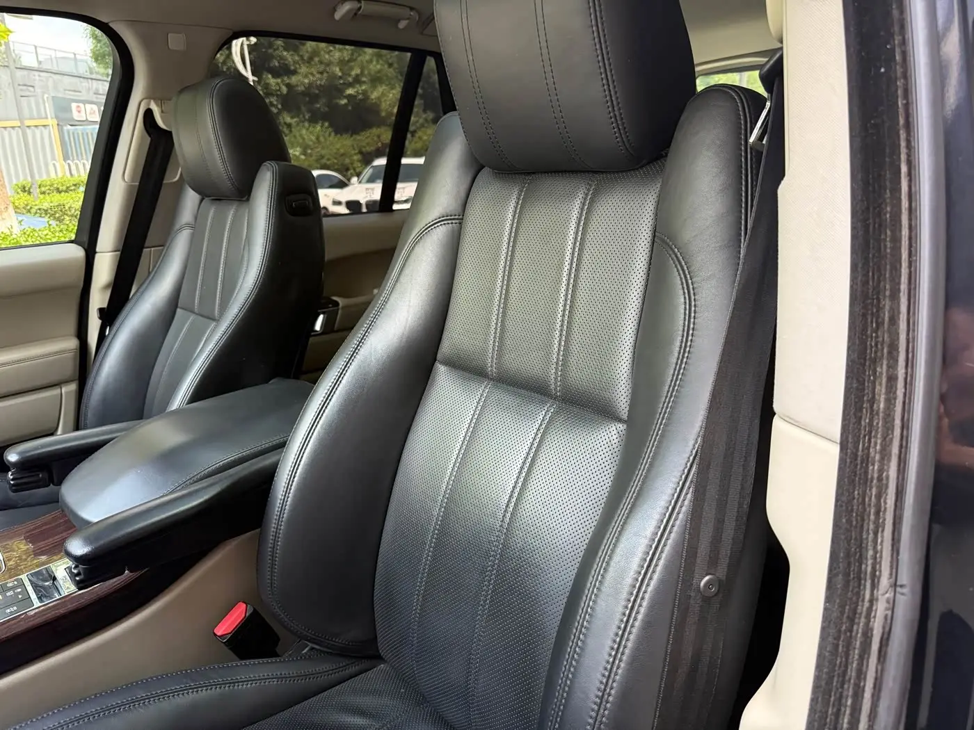 Land Rover Range Rover 2014 — Photo 10/20