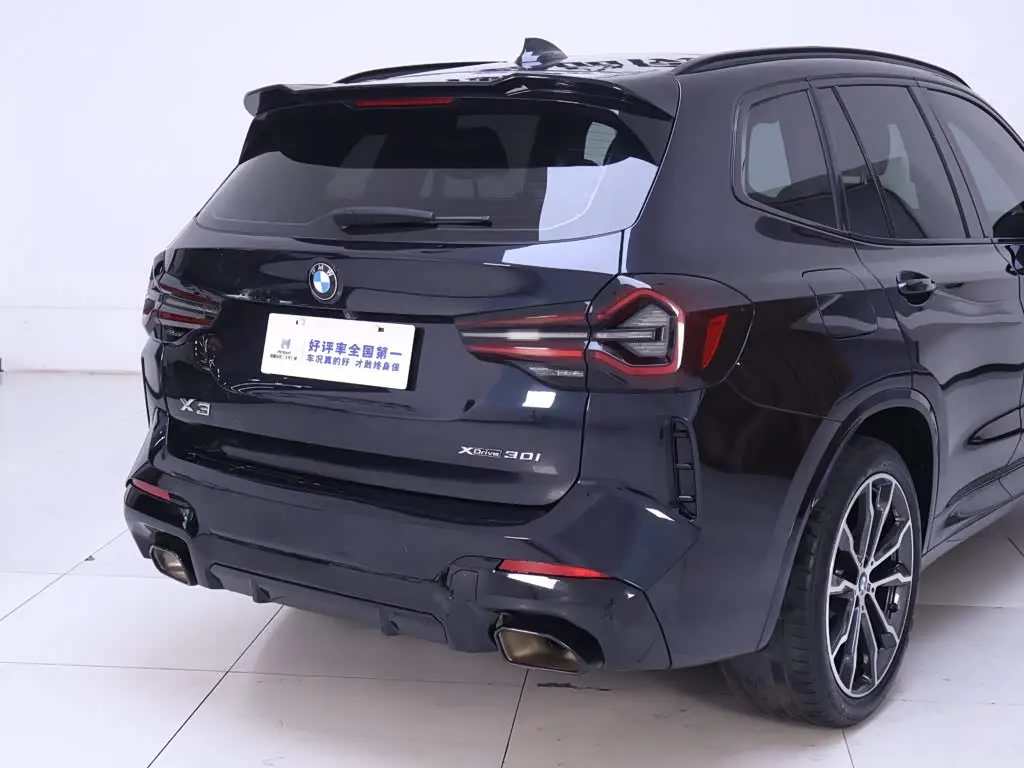 BMW X3 2022 — Photo 8/20