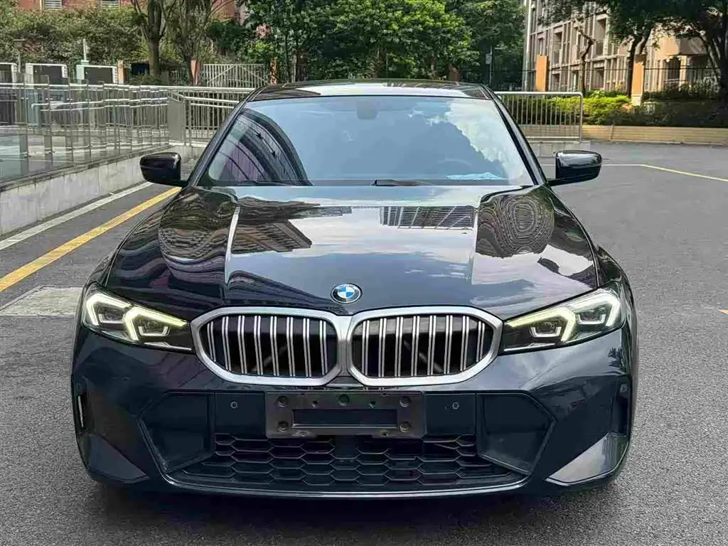 BMW 3 Series, 2022