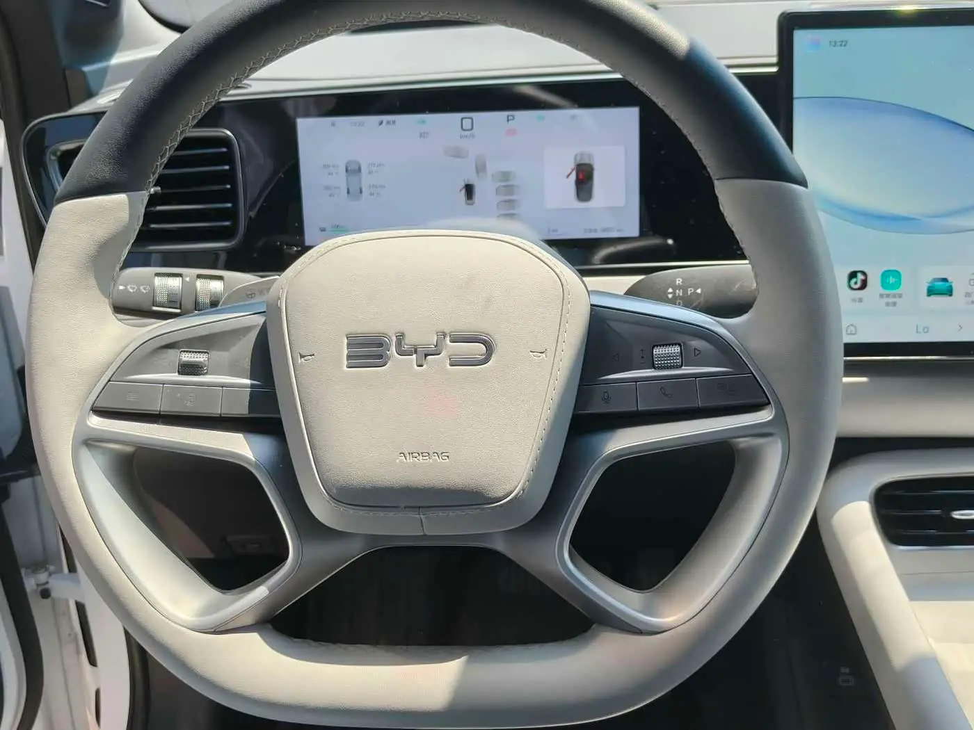 BYD Sealion 06 New Energy 2025 — Photo 7/19