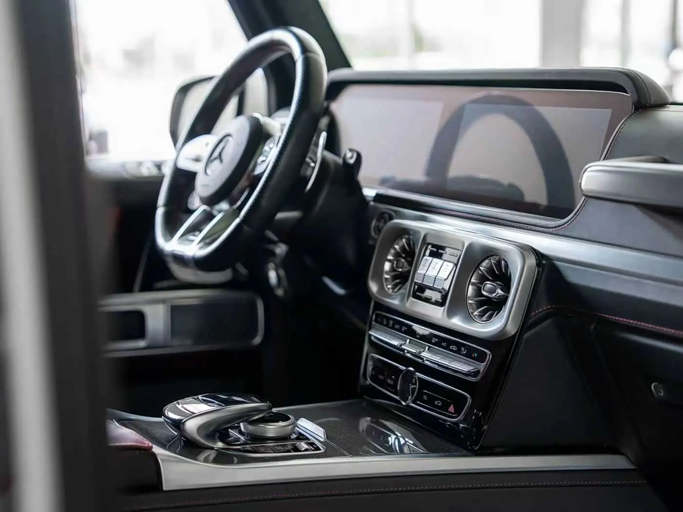Mercedes-Benz G-Class 2023 — Фото 11/15