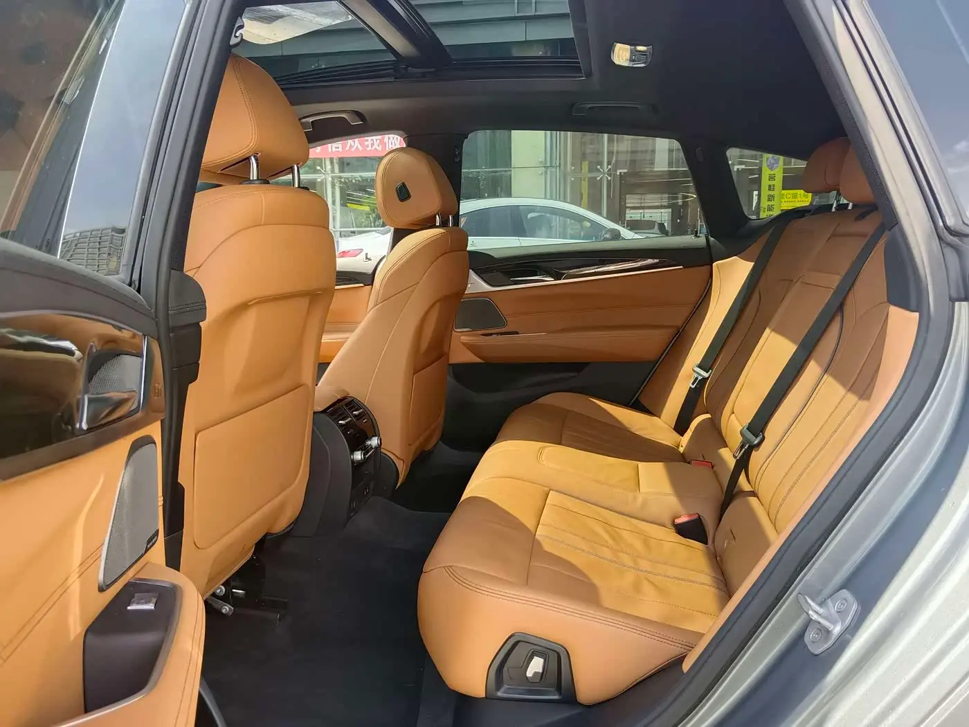 BMW 6 Series GT 2020 — Photo 10/15