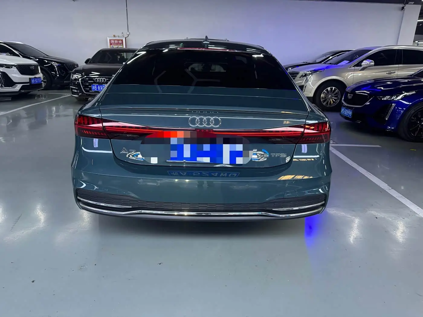 Audi A7 2021 — Фото 13/14