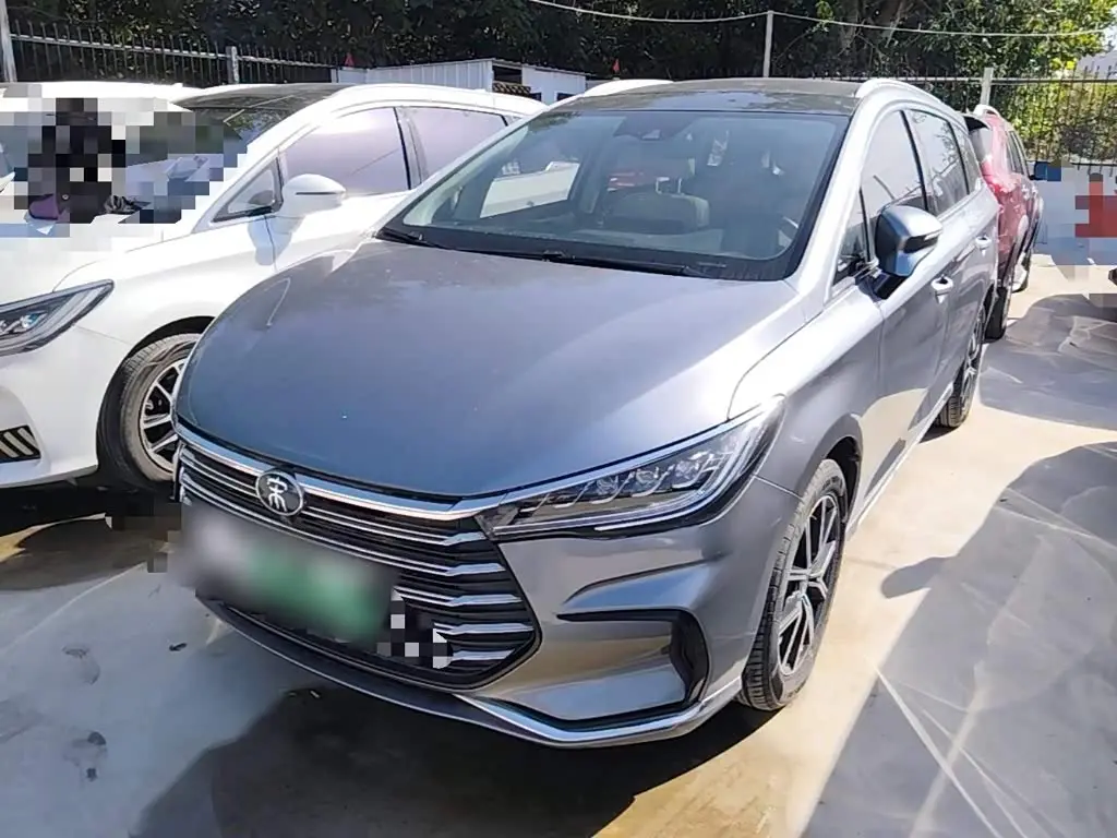 BYD Song MAX New Energy 2023 — Фото 1/19
