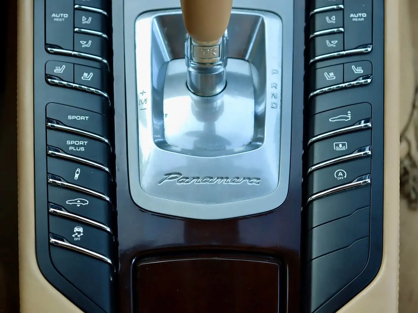 Porsche Panamera 2010 — Şəkil 9/13