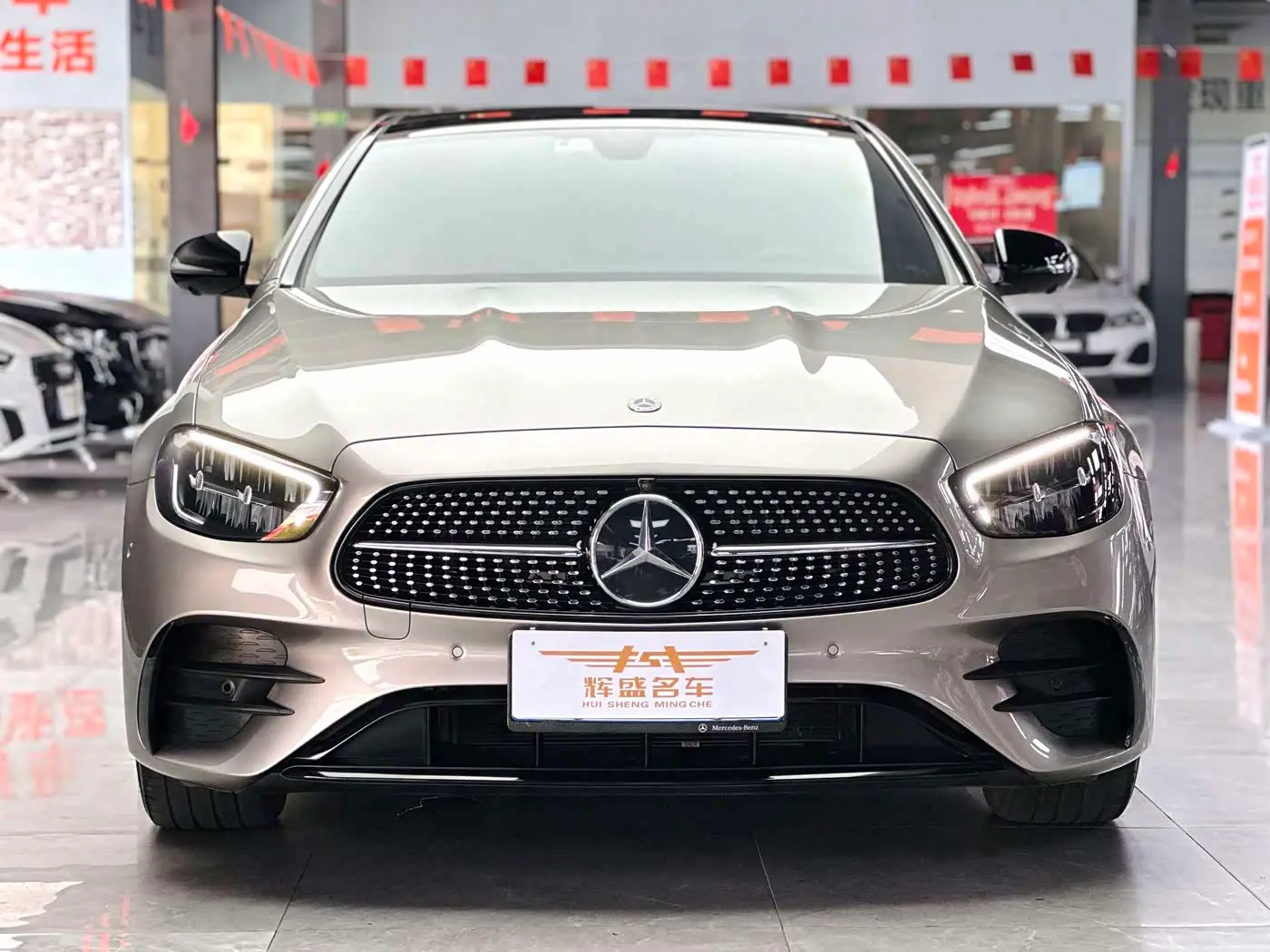 Mercedes-Benz E-Class 2021 — Photo 2/10