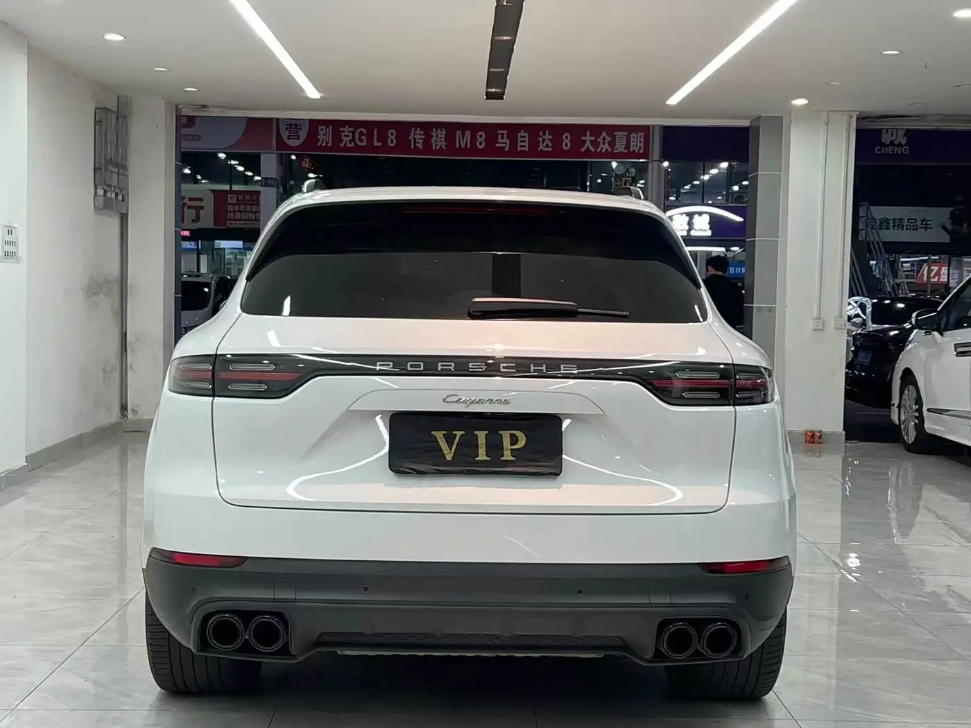 Porsche Cayenne 2018 — Photo 5/9
