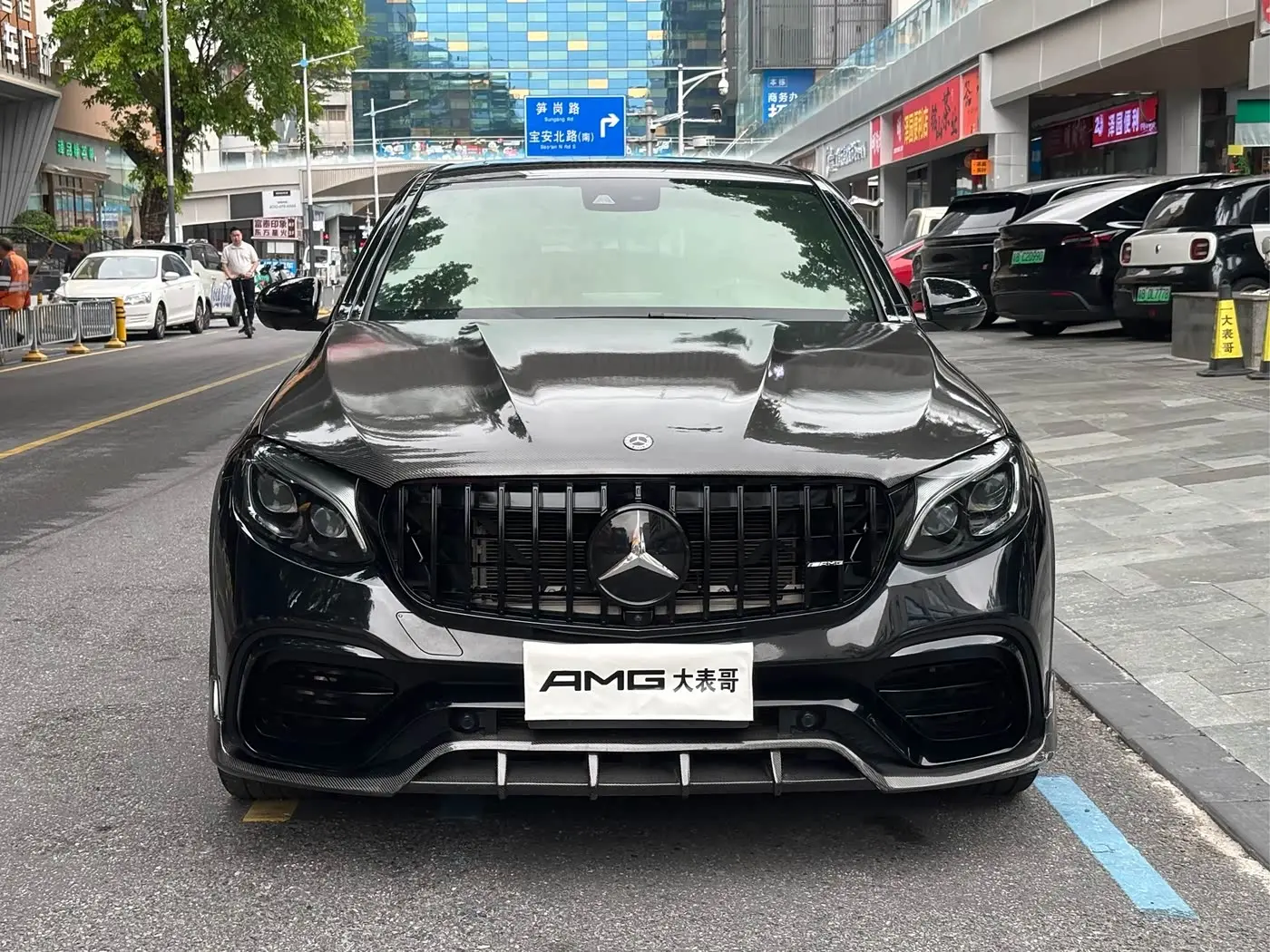 Mercedes-Benz GLC Coupe AMG 2019 — Photo 2/15