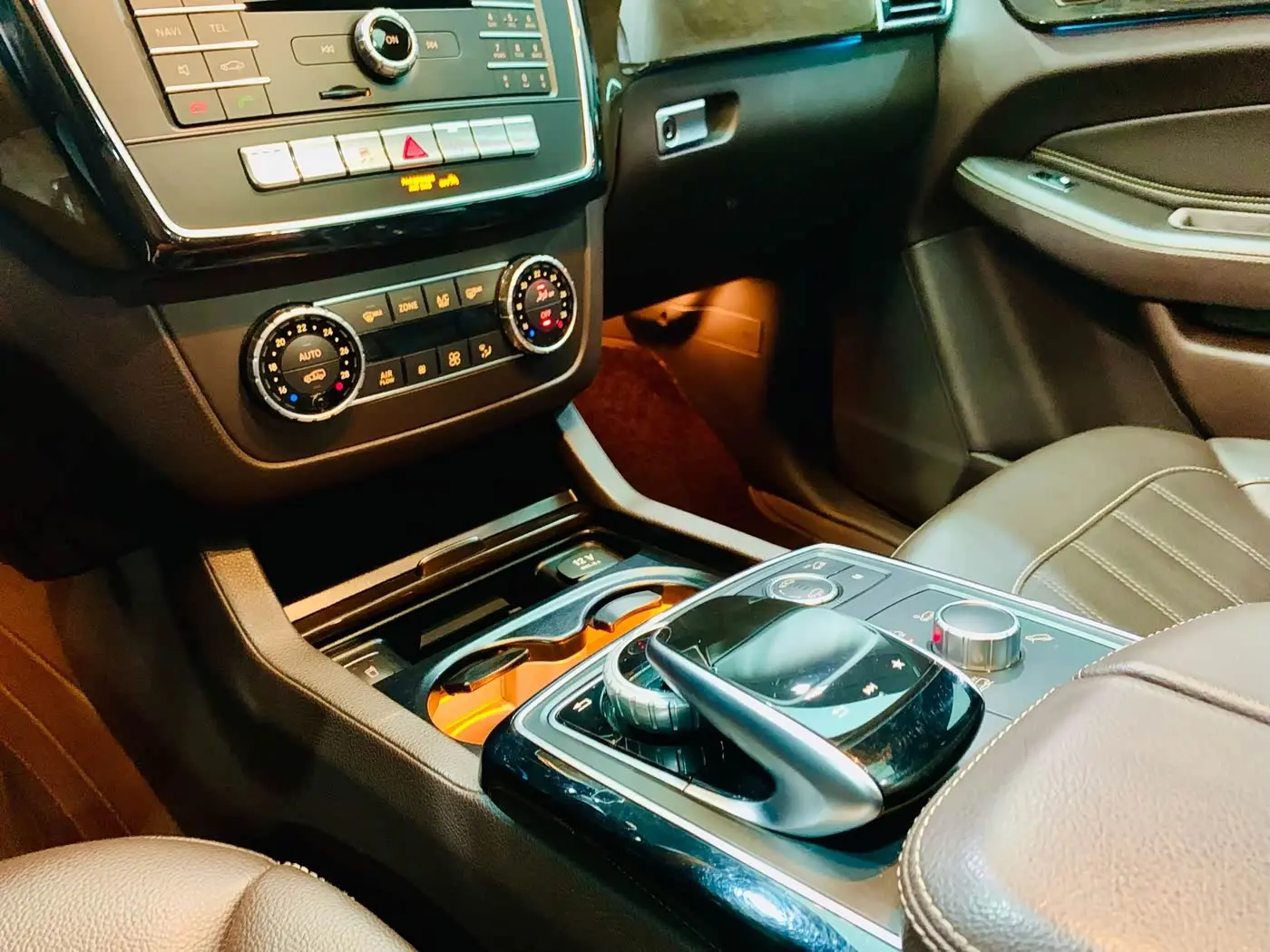 Mercedes-Benz GLS 2018 — Şəkil 11/20
