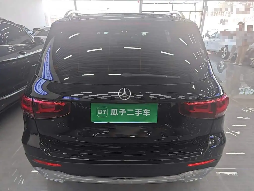 Mercedes-Benz GLB 2023 — Фото 6/20