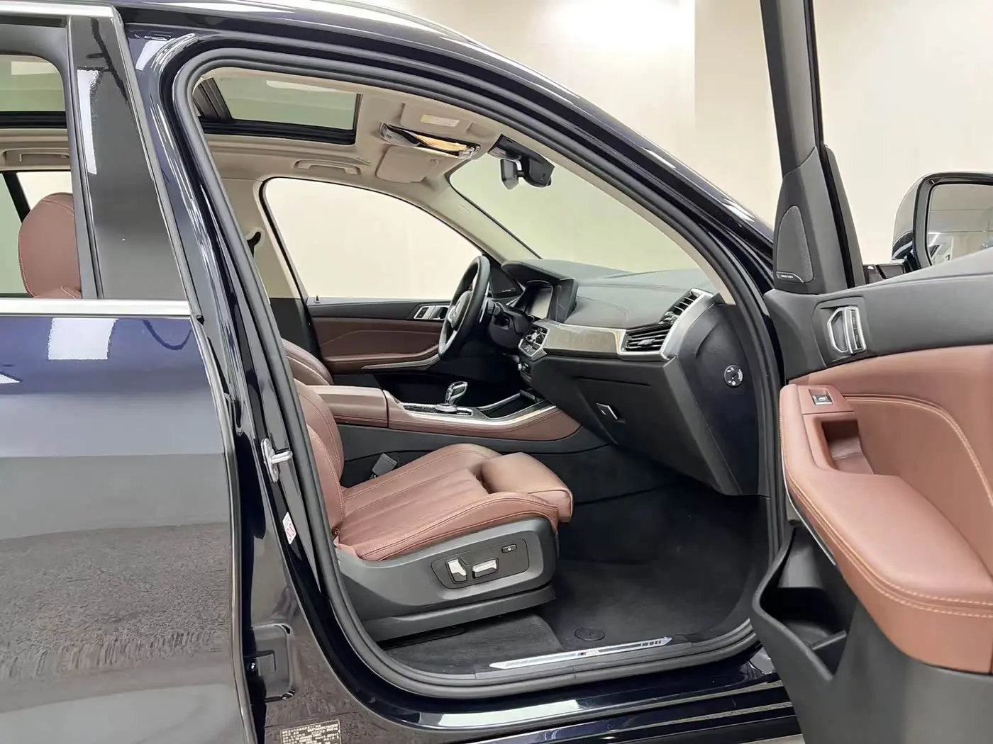 BMW X5 2020 — Photo 18/20
