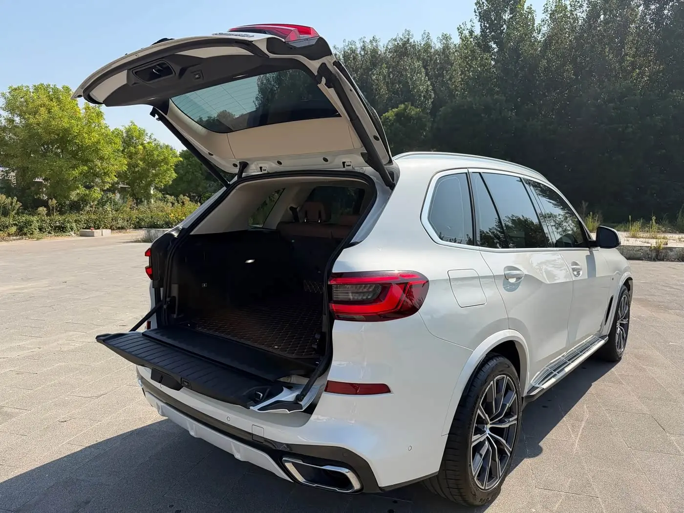 BMW X5 2020 — Photo 15/15