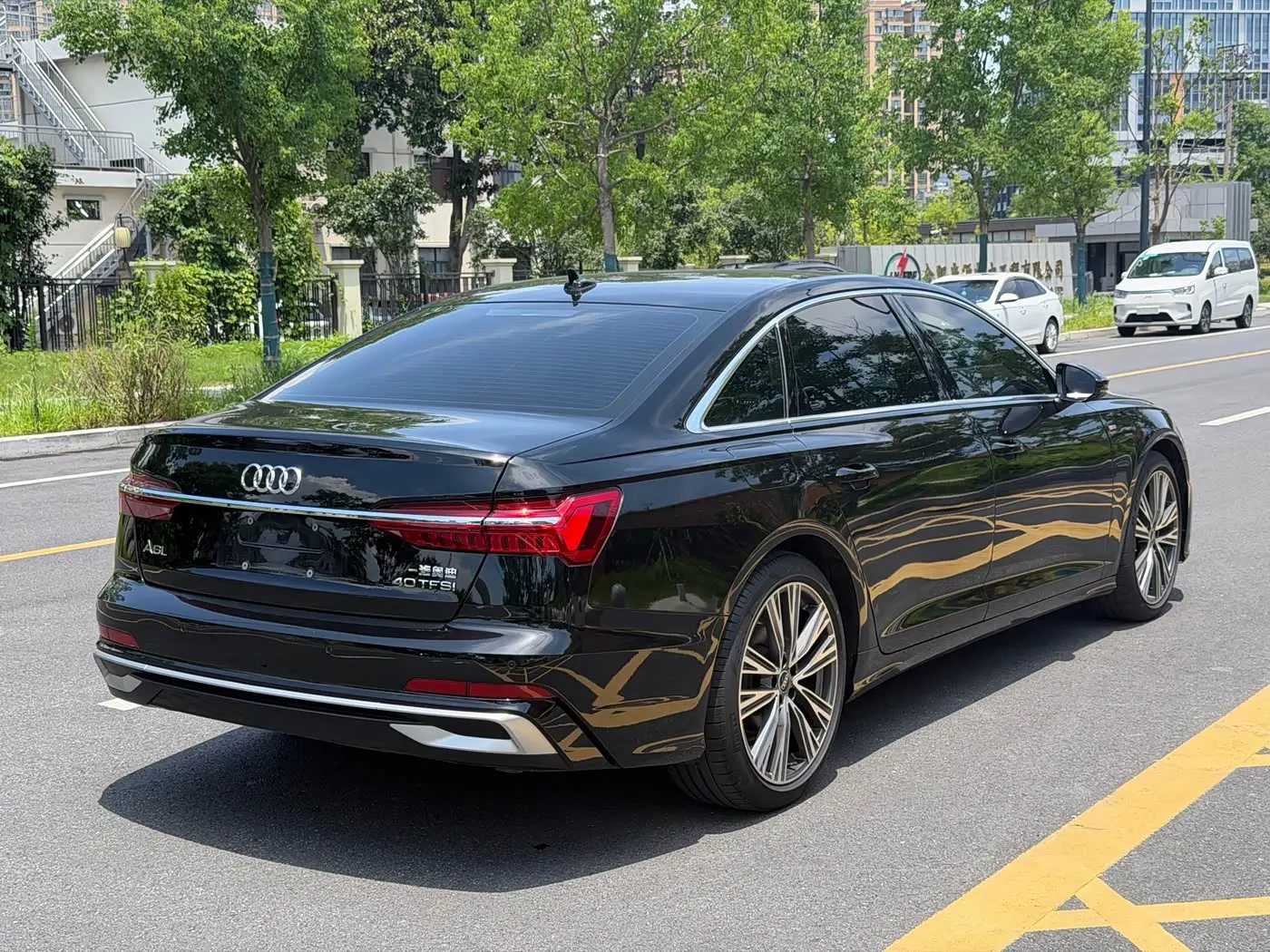 Audi A6L 2024 — Photo 9/9