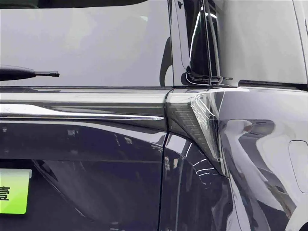 Buick GL8 New Energy 2025 — Photo 6/20