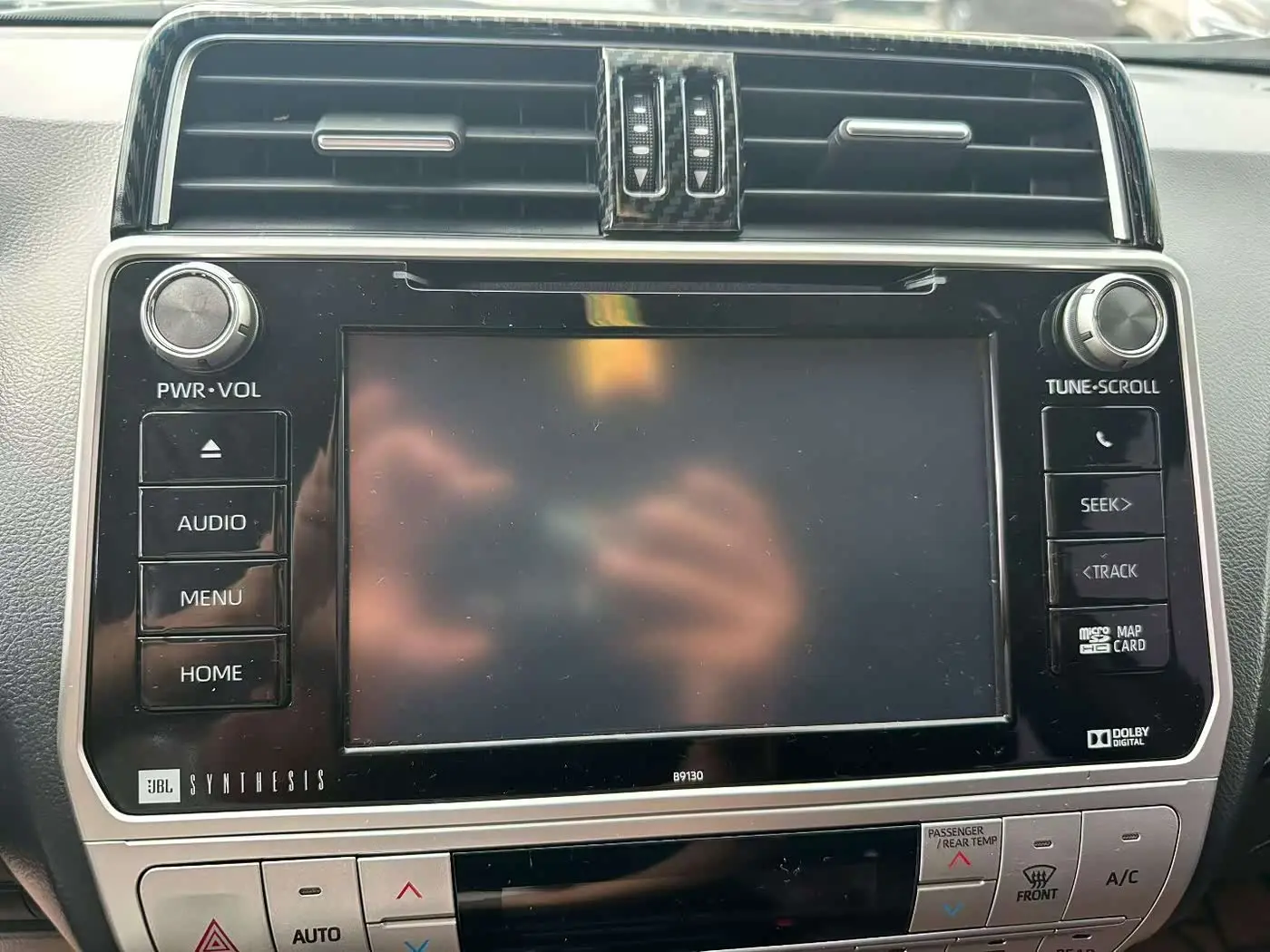 Toyota Prado 2018 — Photo 6/9