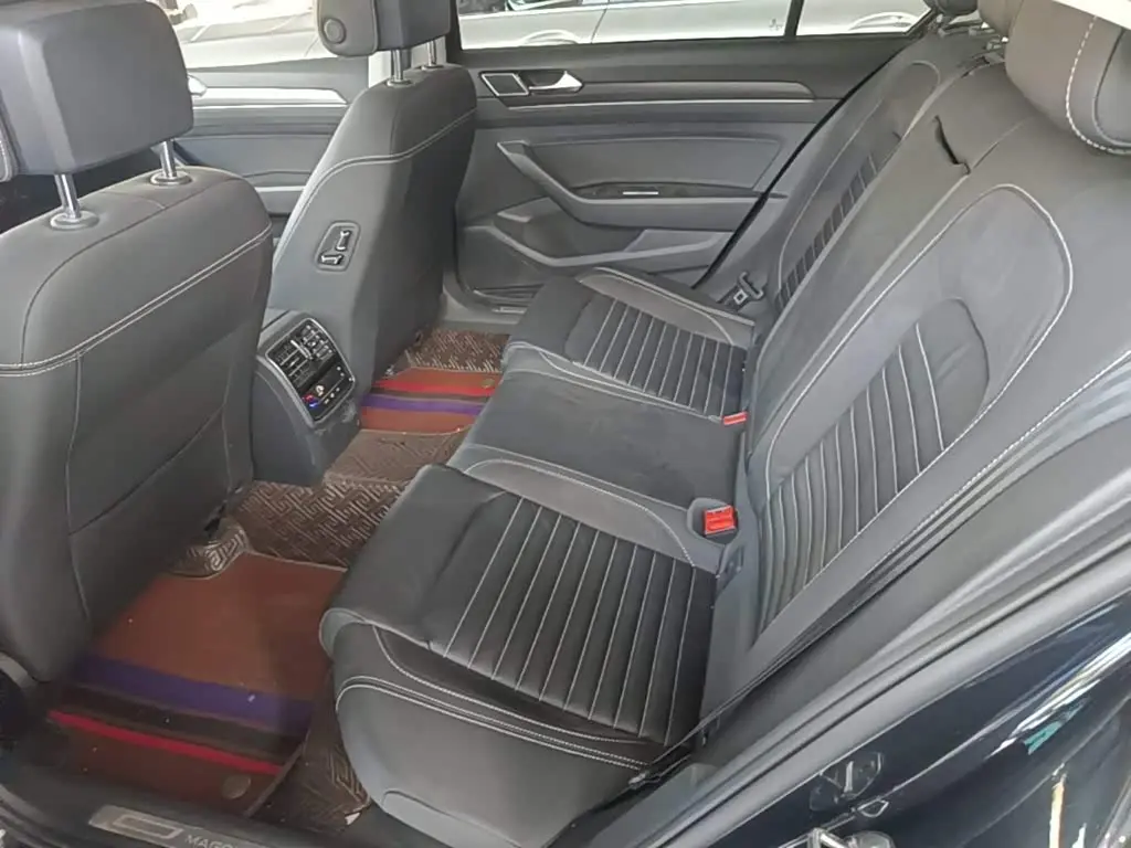 Volkswagen Magotan 2022 — Photo 17/20