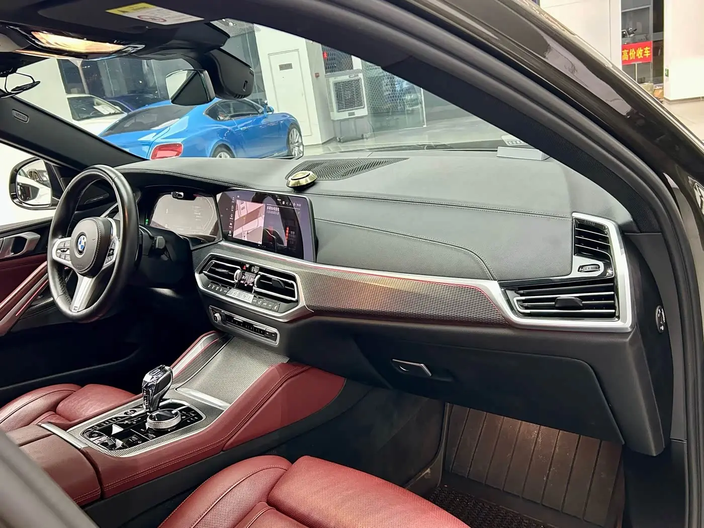 BMW X6 2020 — Photo 9/16