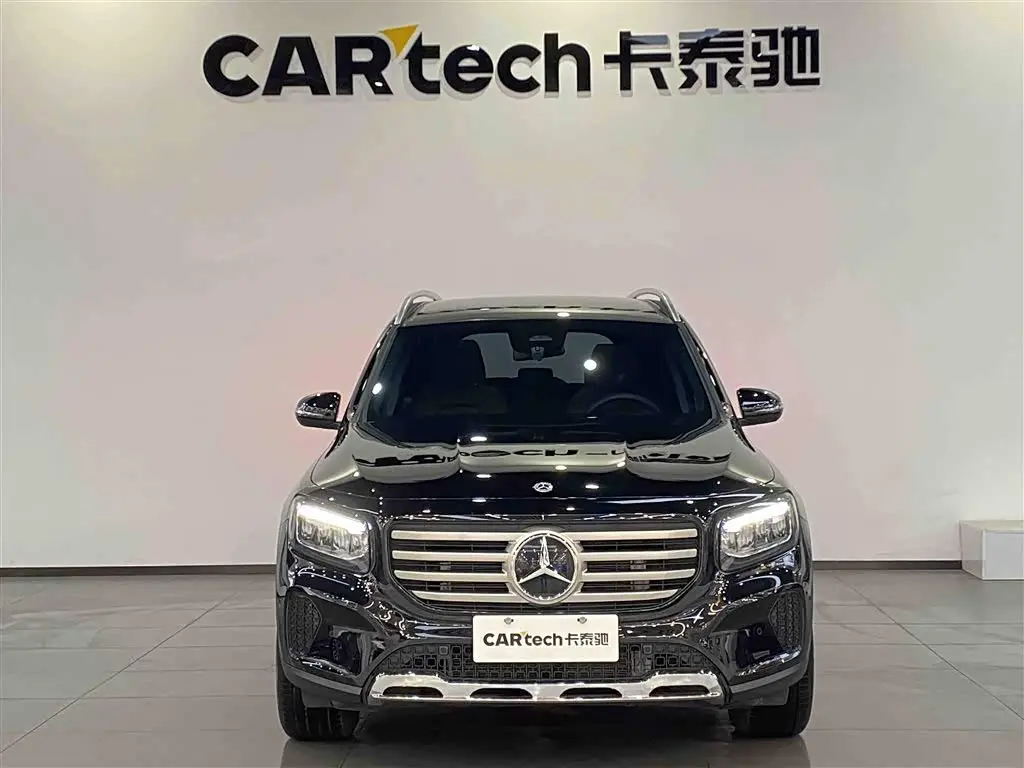 Mercedes-Benz GLB 2024 — Фото 3/20