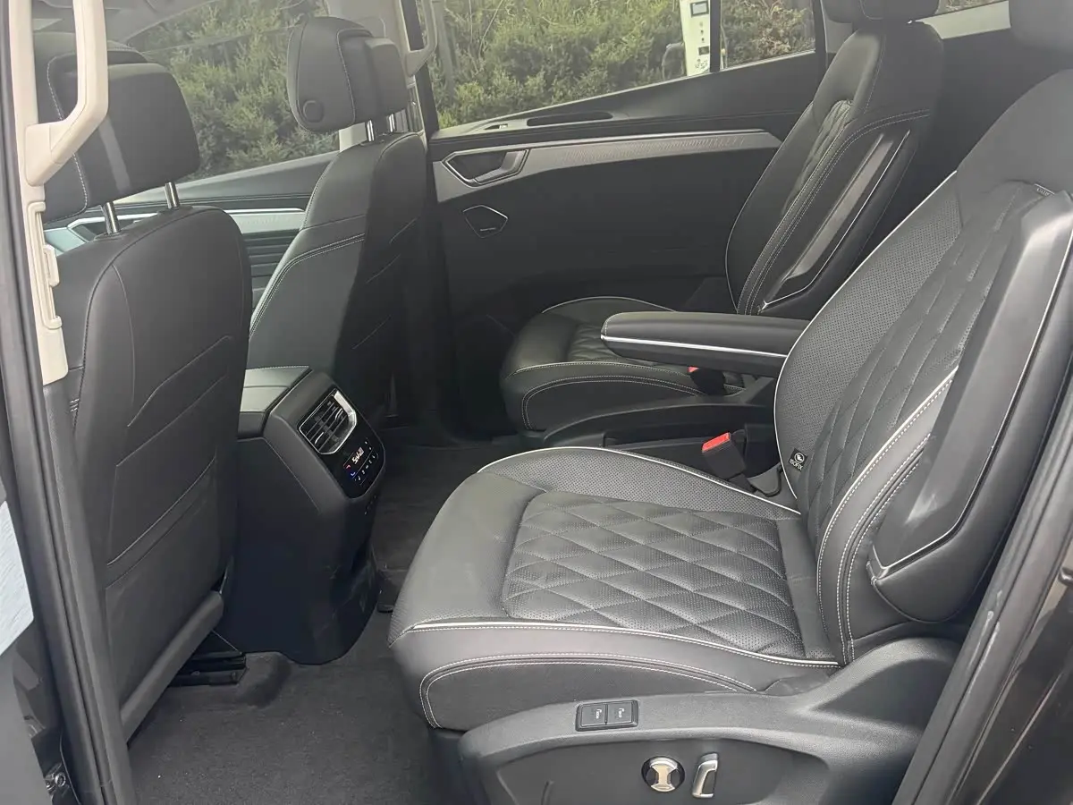 Volkswagen Talagon 2025 — Photo 7/14